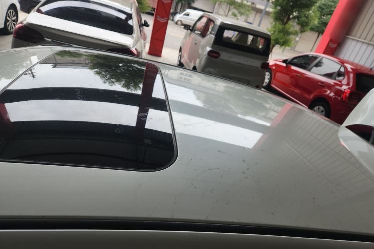 Used Nissan Lannia 2016 1.6L CVT Smart Cool Edition
