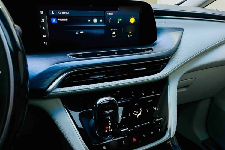 Used Buick GL8 2022 ES Landtrek 653T Comfort Edition
