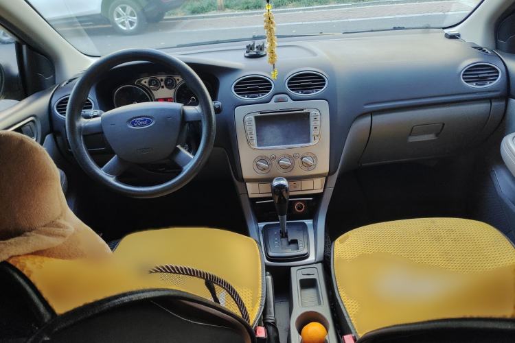 Used Ford Focus 2013 Hatchback Classic 1.8L Automatic Base Model
