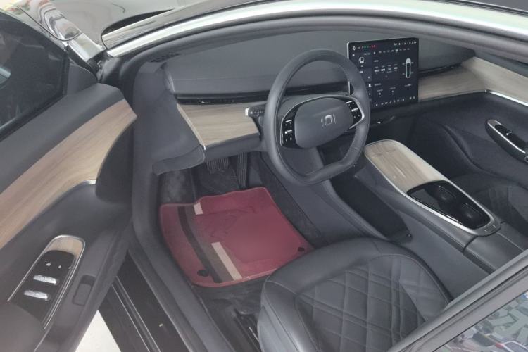 Used  A07 2024 All-Electric "True Fragrant" Edition 515 Elite Model