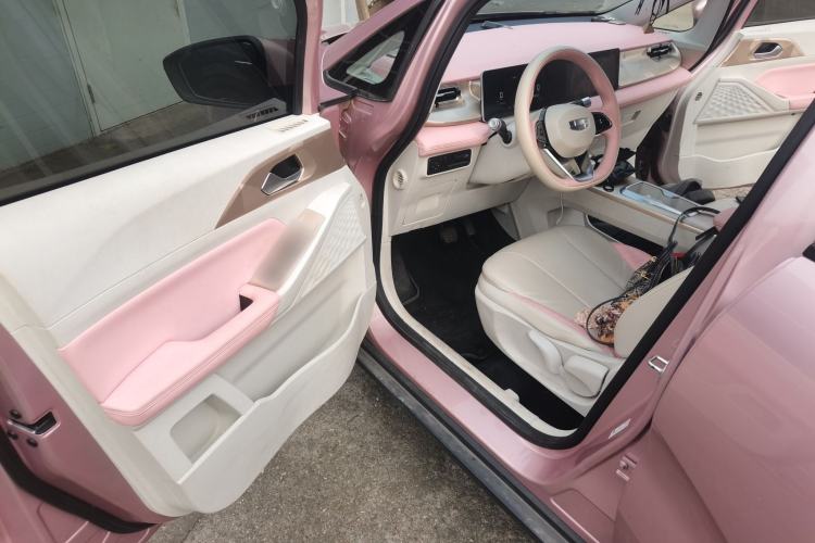 Used Geometry E Firefly 2024 301km Starlight
