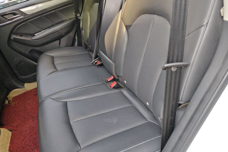 Used Roewe RX5 2019 20T Two-Wheel Drive Automatic Ali Smart Connectivity Platinum Edition
