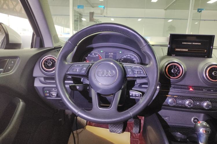 Used Audi A3 2020 Restyled Limousine 35 TFSI Ambition Version China VI
