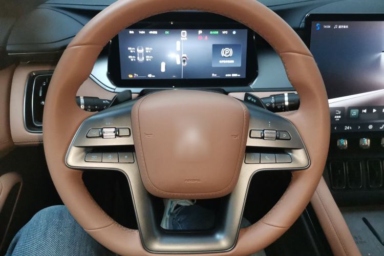 Used BYD Song L EV 2025 Intelligent Driving Version 662 km LiDAR Excellence Edition
