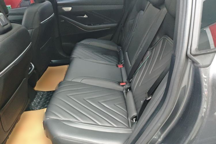 Used  SL03 2025 Range-Extended Elite Version