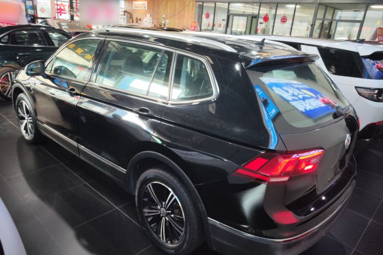 Used Volkswagen Tiguan L 2019 Revised Version 280TSI Automatic Two-Wheel Drive Panoramic Comfort Edition China VI Standard