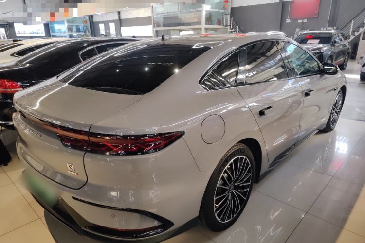Used BYD Han 2025 EV Intelligent Driving Edition 701KM LiDAR Deluxe Model
