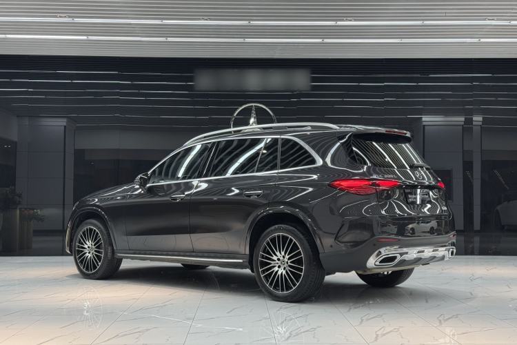 Used Mercedes-Benz GLC 2023 GLC 300 L 4MATIC Luxury 7-Seater
