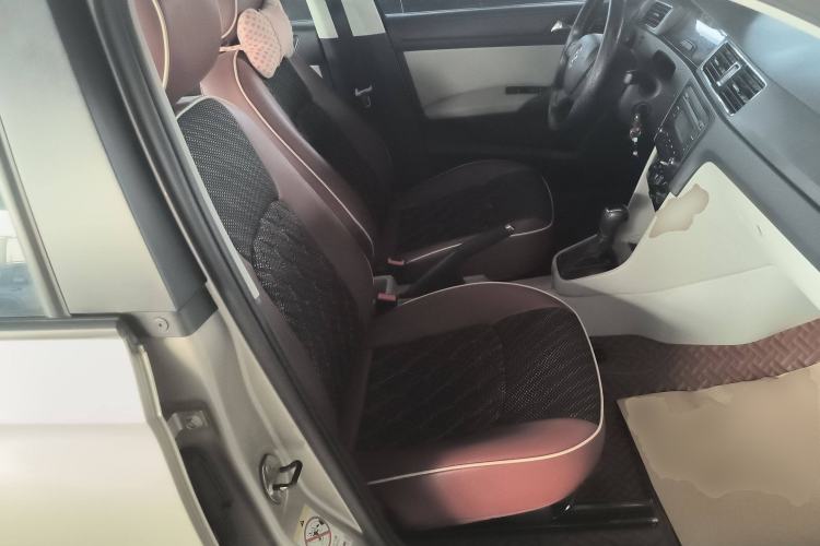 Used Skoda Rapid 2013 1.6L Automatic Smart Selection Model
