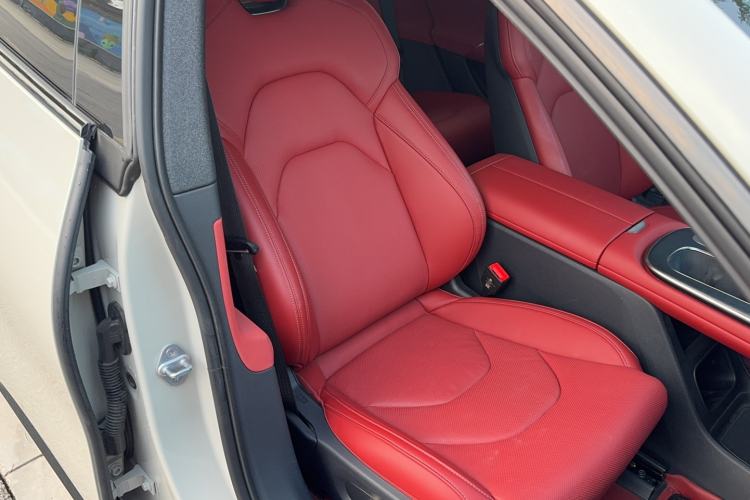 Used  SU7 2024 Rear-Drive Long-Range Intelligent Driving Version
