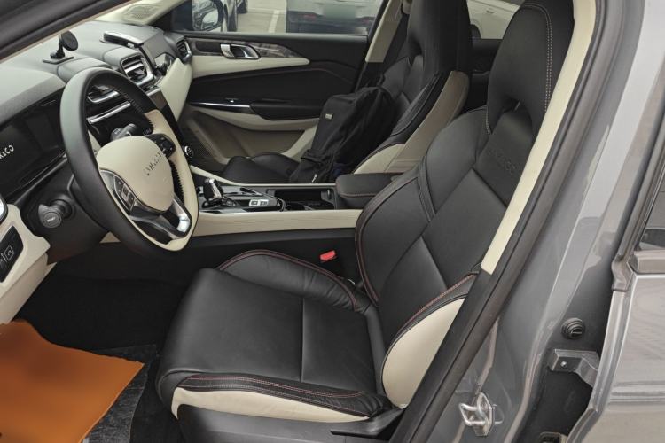 Used Lynk & Co 02 2018 1.5T DCT Two-Wheel Drive Zhaopu Version China V Standard