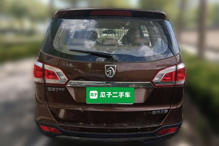 Used Baojun 730 2014 1.5L manual Comfort version 7 seats
