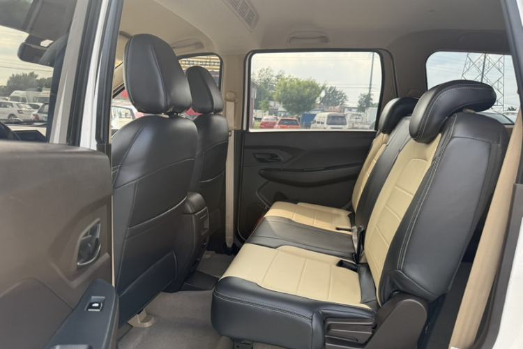 Used Wuling Hongguang 2021 1.5L S Comfort Edition LAR
