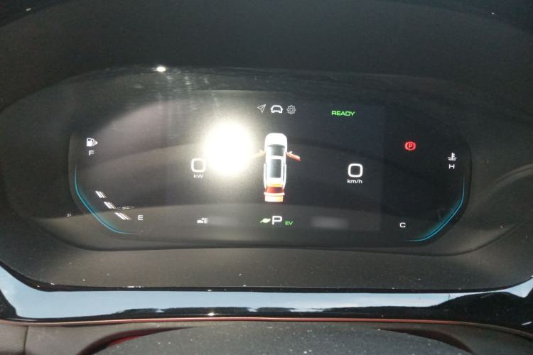 Used Wuling Xingyun 2023 2.0L DHT Flagship Edition
