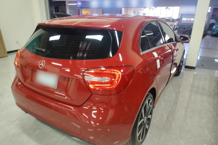 Used Mercedes-Benz A-Class 2015 A 200 Fashion Model
