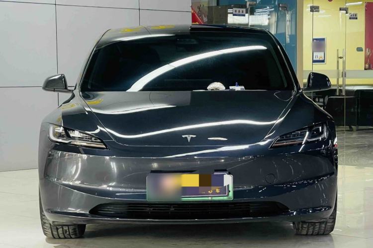 Used Tesla Model 3 2023 Long-Range All-Wheel-Drive Version
