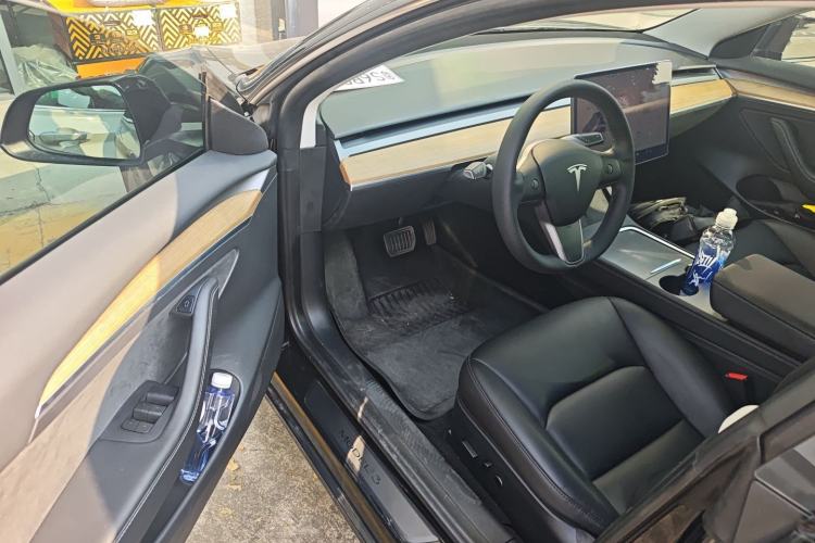 Used Tesla Model 3 2022 Rear-Wheel-Drive Version
