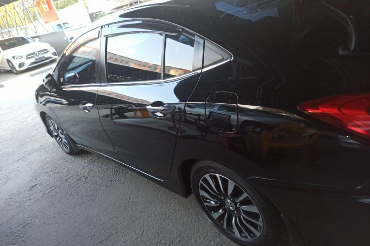 Used Honda Crider 2015 1.8L Automatic Luxury Edition
