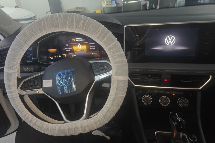 Used Volkswagen Sagitar 2025 Facelift 200TSI DSG Flyover Edition