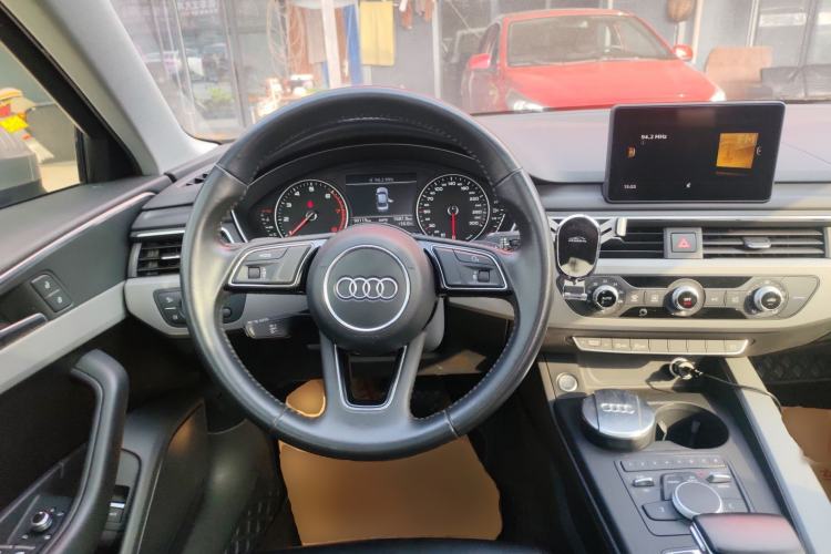 Used Audi A4L 2017 Plus 40 TFSI Ambition Model