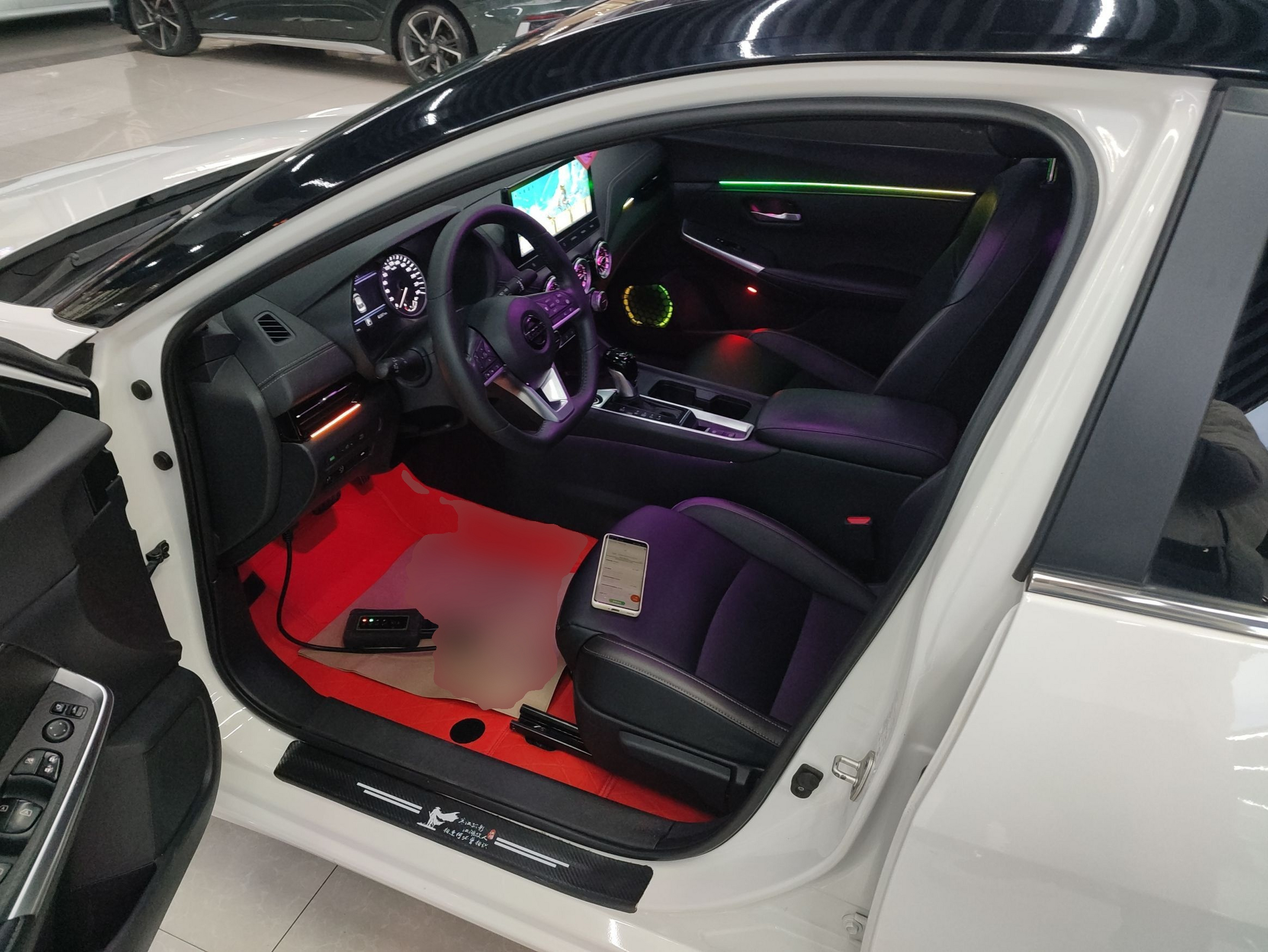 المقاعد الأمامية داخل السيارة