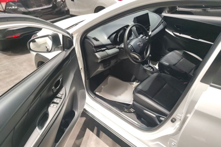 Used Toyota YARiS L 2022 X-Trail 1.5L CVT Leading PLUS Edition