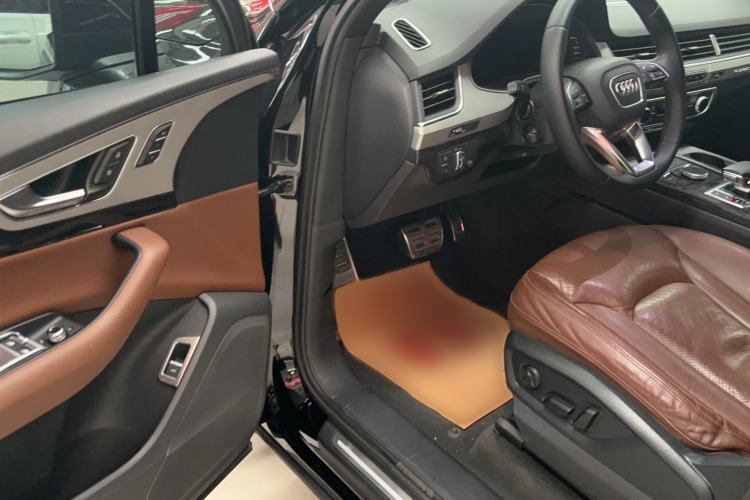 Used Audi Q7 2016 45 TFSI Technology Edition
