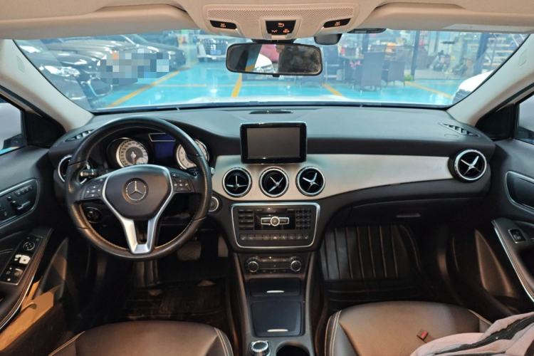 Used Mercedes-Benz GLA 2015 GLA 220 4MATIC Fashion Model