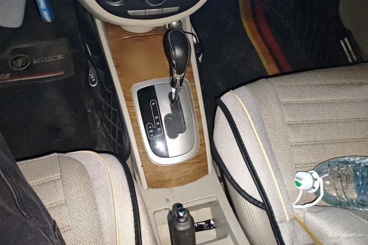 Used Buick Excelle 2015 1.5L Automatic Classic Model
