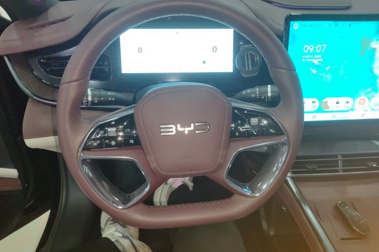 Used BYD Seal 2023 DM-i 1.5T 121km Prestige Model
