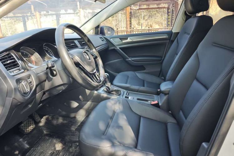 Used Volkswagen Golf 2017 230TSI Automatic Comfort Edition – Celebrating Milestone of One Million Units