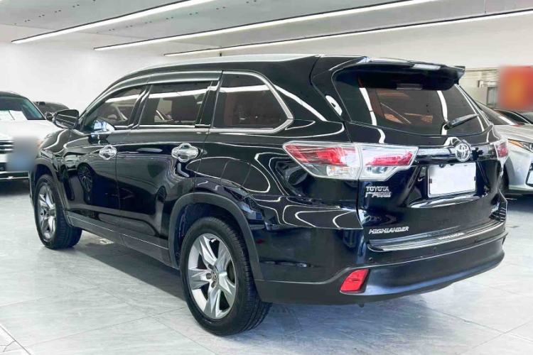 Used Toyota Highlander 2015 2.0T Two-Wheel Drive Luxury Edition 7 Seats