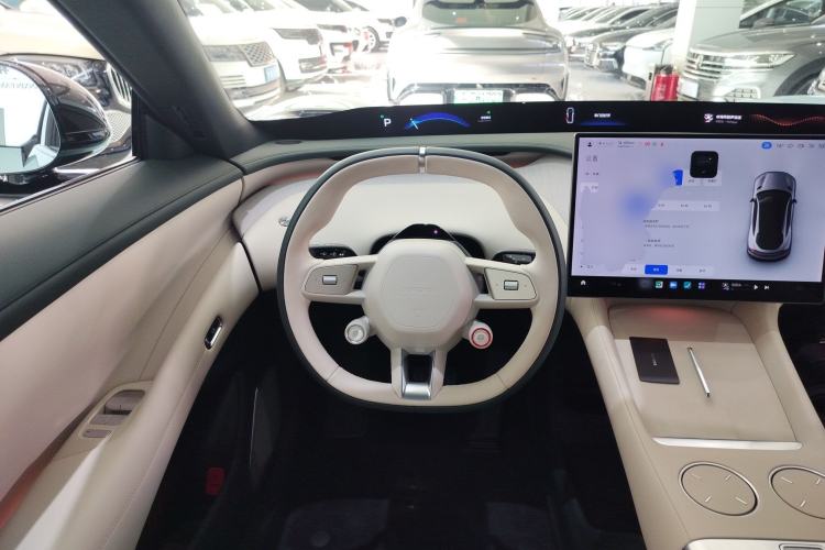 Used  YU7 2025 Ultra-Long Range Rear-Wheel Drive Version
