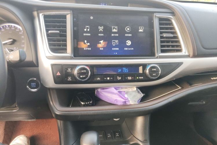 Used Toyota Highlander 2018 2.0T Four-Wheel Drive Prestige Version 7 Seats China V Emission Standard
