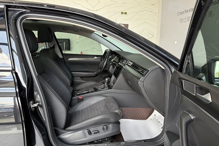 Used Volkswagen Magotan 2020 330TSI DSG Luxury Edition