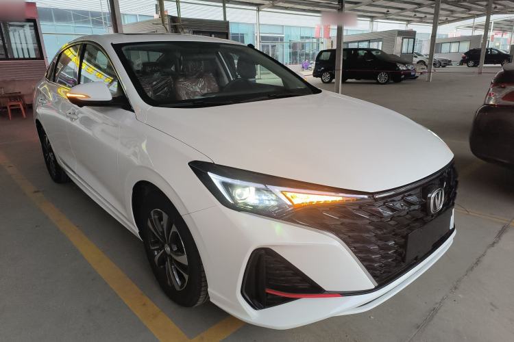 Used Changan Eado 2025 PLUS 1.4T Dual-Clutch High-Energy Version
