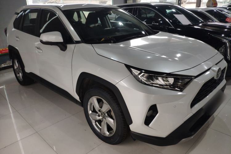 Used Toyota RAV4 2021 2.0L CVT Two-Wheel Drive Fashion Edition
