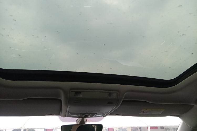 Used Volkswagen Tayron 2022 330TSI Two-Wheel Drive Luxury Smart Connectivity Version