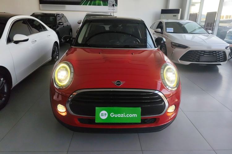 Used  MINI 2019 1.5T COOPER Artist Five-Door Edition
