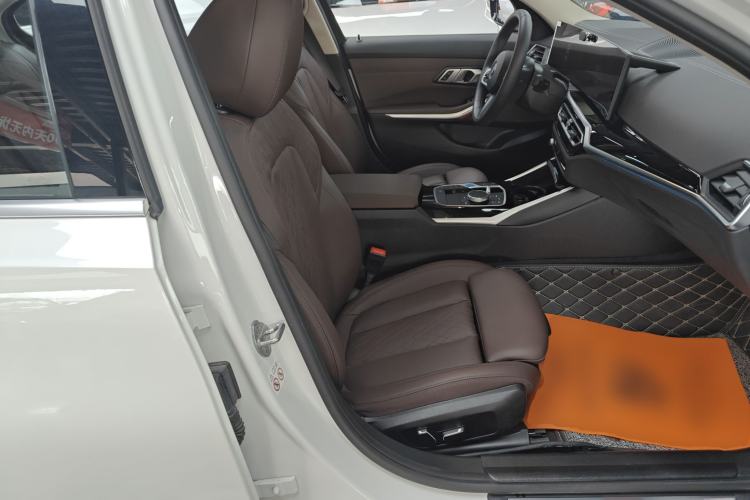 Used BMW i3 2024 eDrive 35 L
