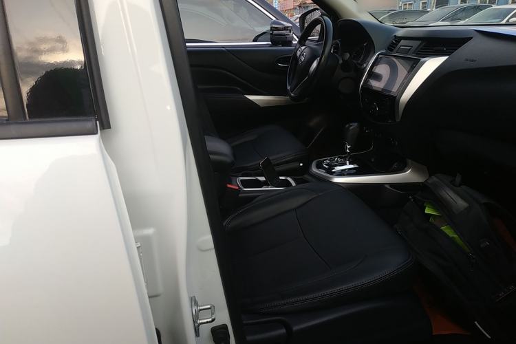 Used Nissan Terra 2020 2.5L XL Upper 4WD Automatic Four-Wheel Drive Luxury Edition