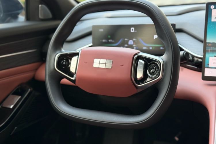 Used  L6 2025 EM-i 140km Long-Range Version