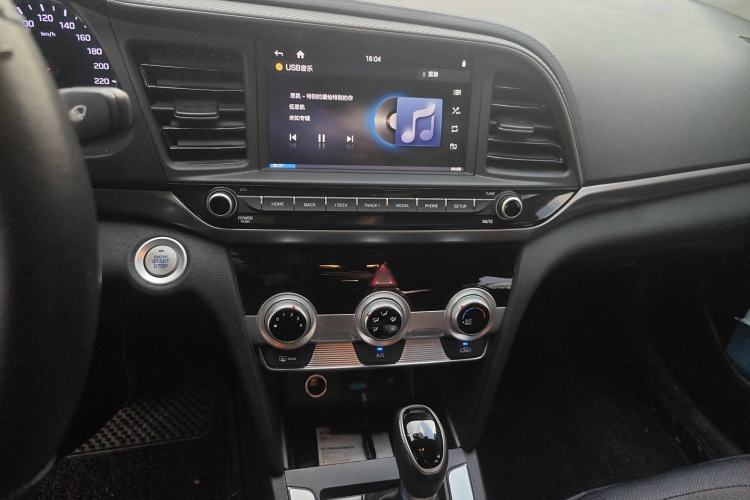 Used Hyundai Elantra 2019 1.5L CVT Smart & Luxurious Trim
