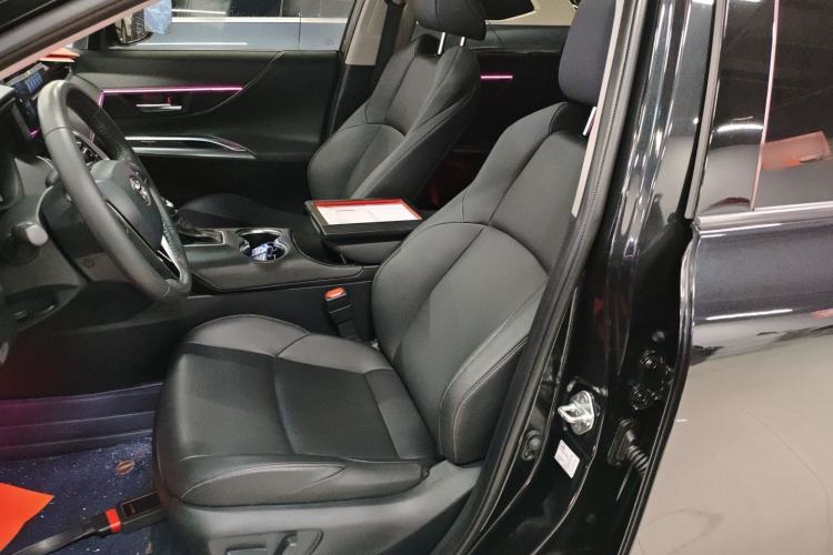 Used Toyota Venza 2023 2.0L CVT Two-Wheel Drive Luxury Edition