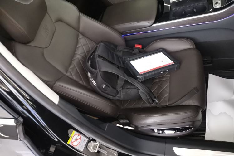 Used Audi A8 2022 A8L 50 TFSI quattro Comfort Edition Collector's Model
