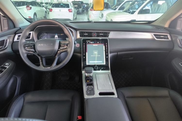 Used Roewe RX5 2023 PLUS 330TGI Automatic Trendsetting Smart Edition
