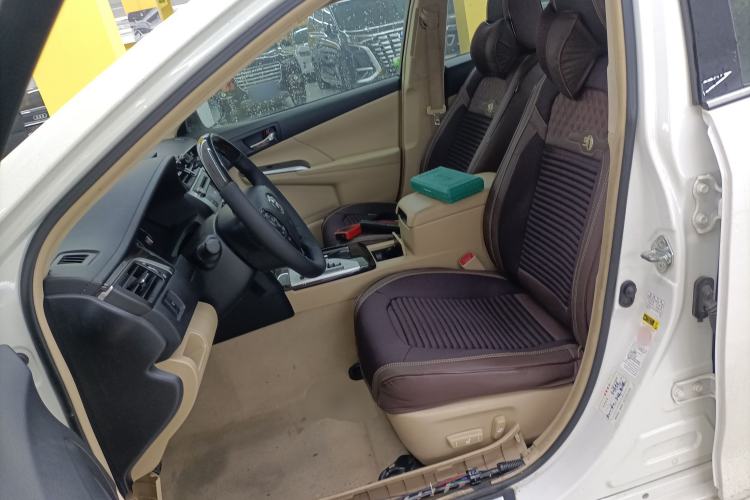 Used Toyota Camry 2012 Luxurious Edition 2.5HG Zunrui