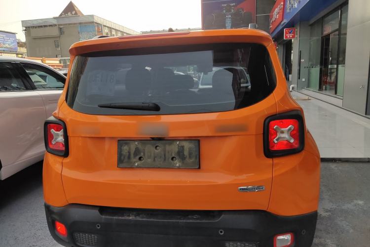 Used  Renegade 2017 180T Automatic Jingneng Edition
