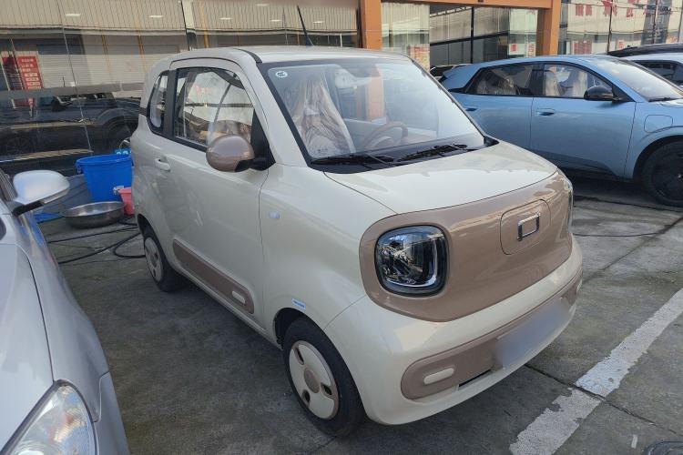 Used Bestune Pony 2025 222km Range Elegant Horse