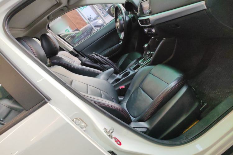 Used Mazda CX-5 2015 2.0L Automatic Two-Wheel Drive Urban Version
